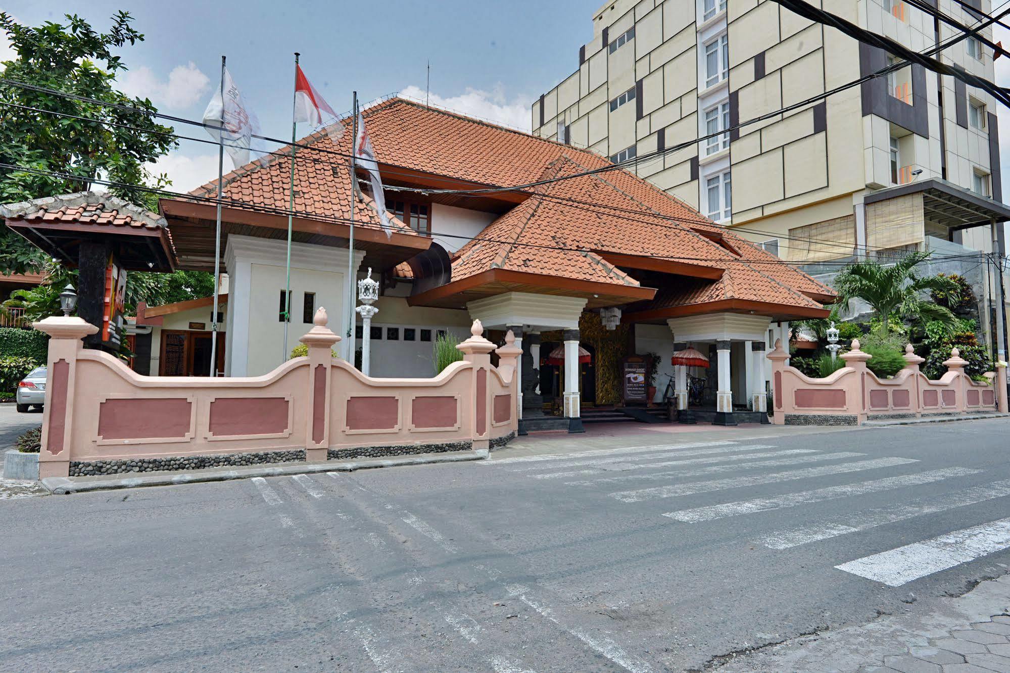 Zen Rooms Jogja Cendrawasih Pakualaman Luaran gambar