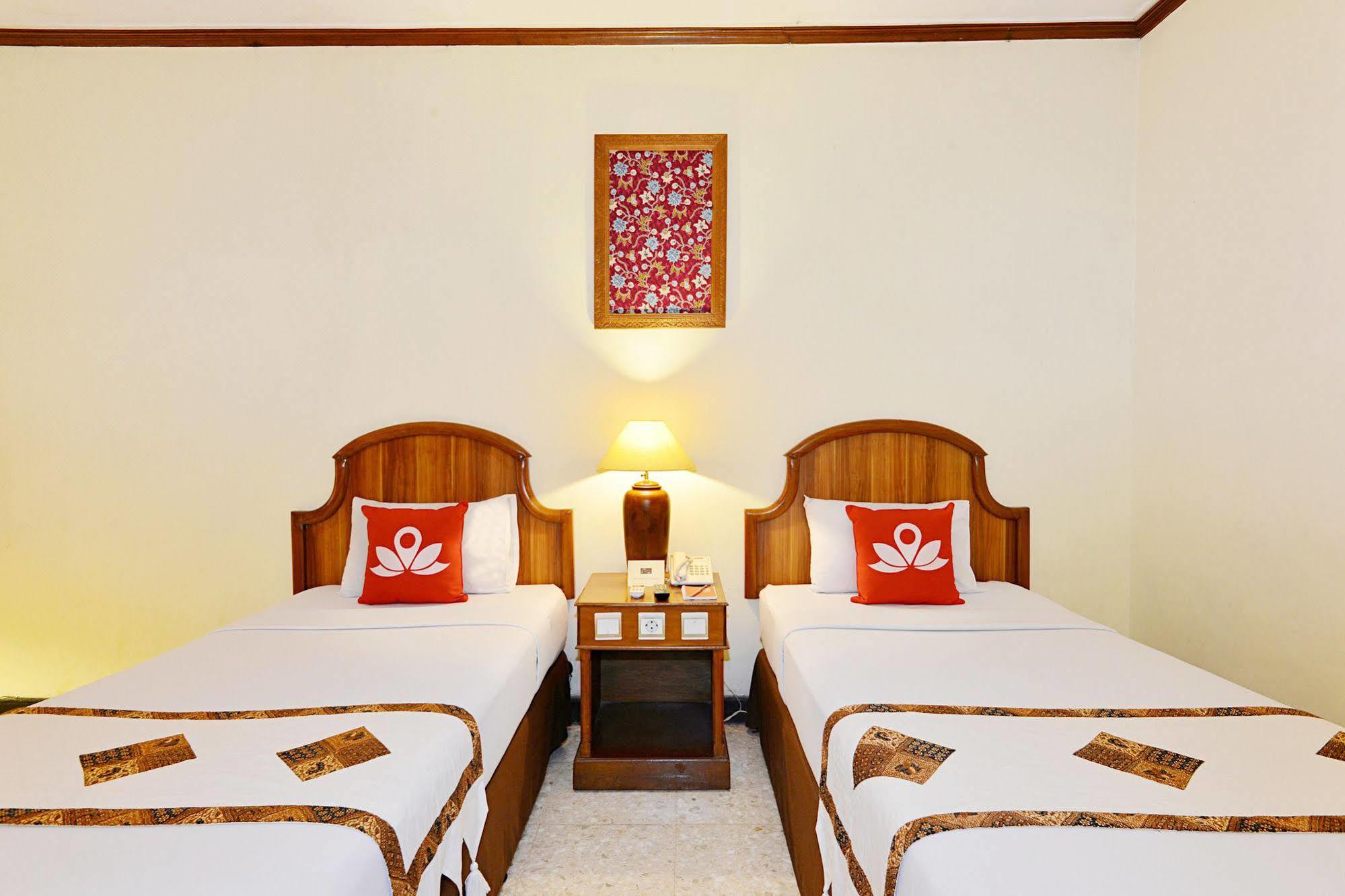 Zen Rooms Jogja Cendrawasih Pakualaman Luaran gambar