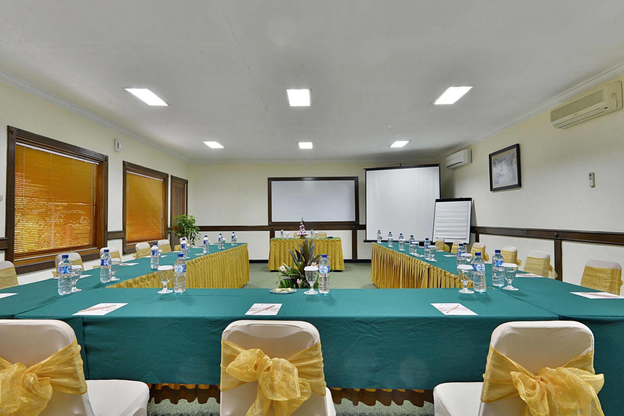 Zen Rooms Jogja Cendrawasih Pakualaman Luaran gambar